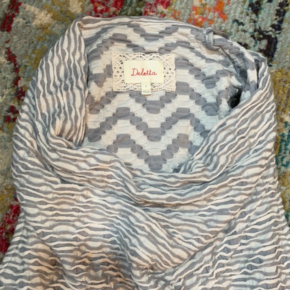 Anthropologie cowl neck sleeveless sweater - Picture 2 of 3